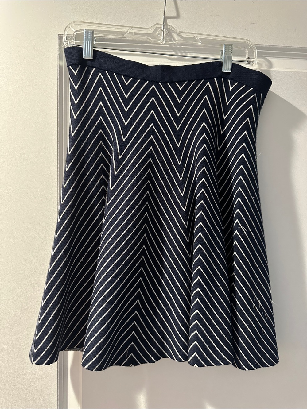 Carmen Marc Valvo Navy and White Chevron A-Line Skirt